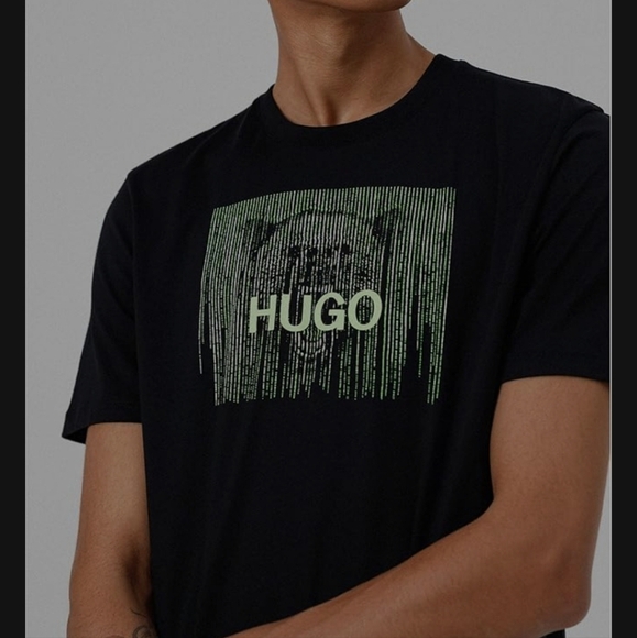 HUGO Black Crew Neck T-Shirt with Green Graphic Large - Picture 9 of 9